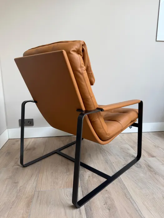 Leolux Indra fauteuil, Ceras Brandy — Fauteuil (foto 4)